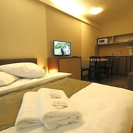 Riverside 3*