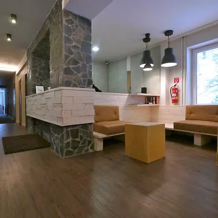 Hotel Riverside