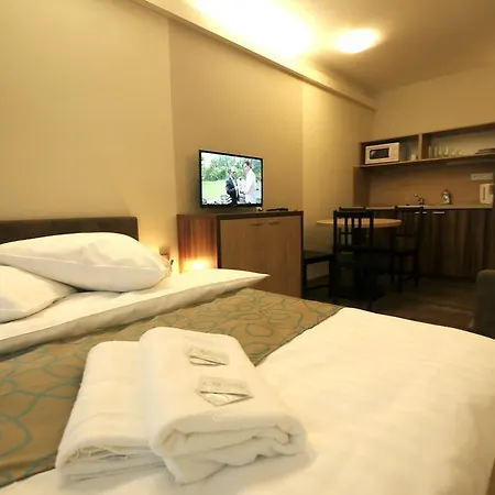 Riverside Hotel 3*