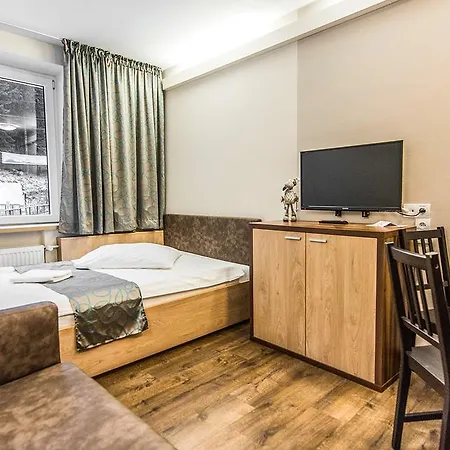 Hotel Riverside 3*