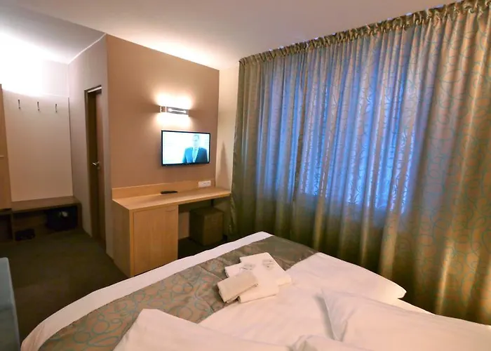 Riverside Deménvölgy