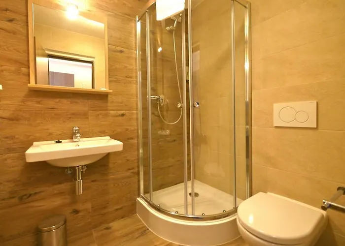 Riverside 3* Deménvölgy